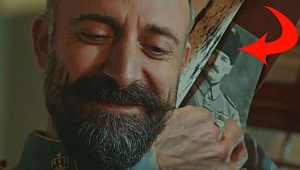 ATATÜRK SAHNESİYLE TÜRKİYE'Yİ EKRANLARA KİLİTLEDİ