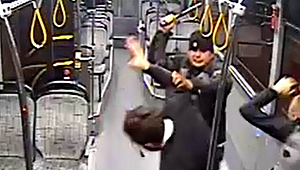 HALK OTOBÜSÜNDE ŞOFÖRE ÖLÜMÜNE DAYAK