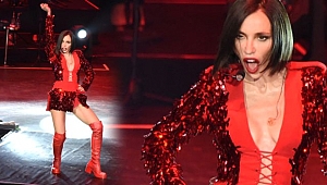 OĞLU İÇİN HALA SAHNELERDE