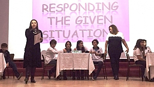 EĞLENİRKEN ÖĞRETİYORLAR