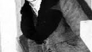 ERDAL EREN ANILIYOR...