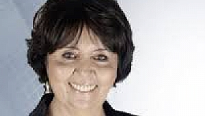 GAZETECİLİĞİ BIRAKTI