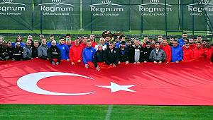 3 TAKIMDAN BİRLİK POZU 