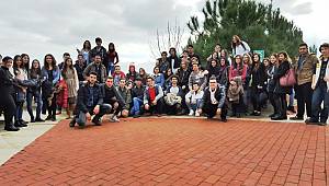Ahmet Şimşekli öğrenciler üniversiteli havasına girdi