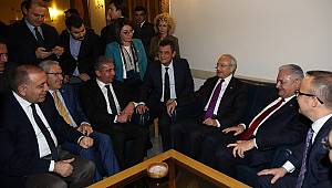 MECLİSTE SÜRPRİZ GÖRÜŞME ...