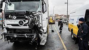 Okmeydanı'nda Metrobüs kazası