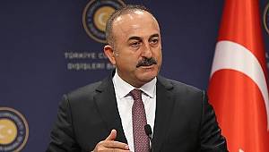 Çavuşoğlu'nda çok sert cevap: O şımarık çocuğa iyi anlatsınlar 