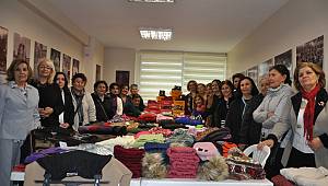 KARTAL GÖNÜLLÜLERİ VE ANNELER DERNEĞİ’NDEN DEPREM BÖLGESİNE ANLAMLI YARDIM