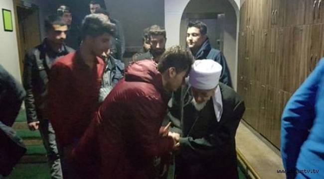 KYK yurdunda kalan öğrencileri tarikat şeyhine götürdüler
