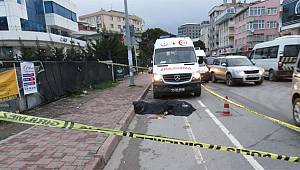 Maltepe'de yol kenarında erkek cesedi bulundu 