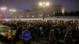 Romanya'da 'yolsuzluk affına' karşı Ticaret Bakanı Jianui istifa etti