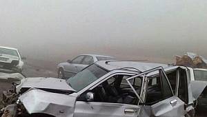 130 Araç Birbirine Girdi