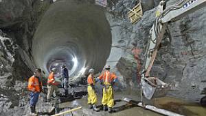 Metro İçin 112 Milyon Avro Dış Borçlanma Talebi Tartışmalara Neden Oldu