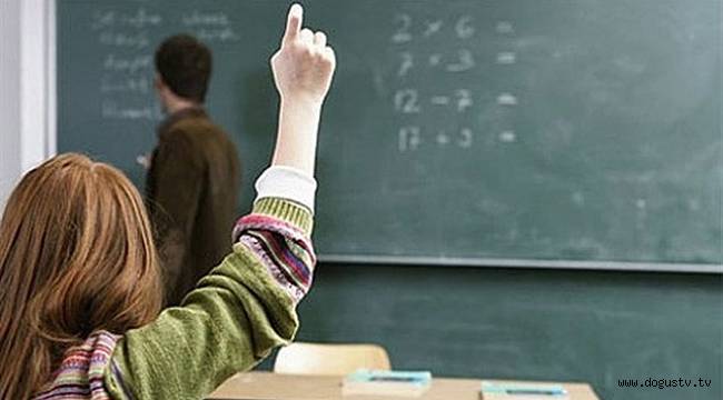 Öğretmenlere performans kriteri getiriliyor