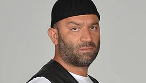 Şevket Çoruh'tan 'Baba' hareket