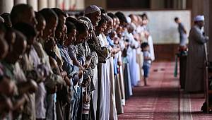 Sisi rejimi Türkiye'ye destek veren imamı görevden aldı