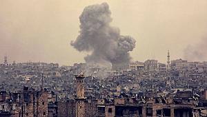 Son dakika... Savaş uçakları evleri vurdu, bodrumda saklanan 200'den fazla sivil öldü