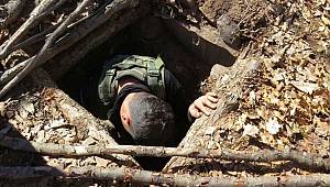 Tunceli'de teröristlere ait sığınaklar imha edildi