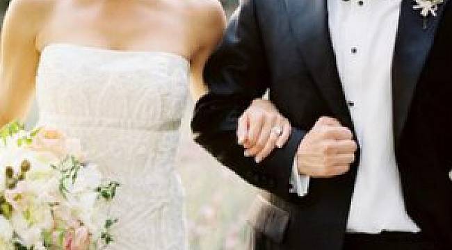 Evli çiftin ikiz olduğu ortaya çıktı!