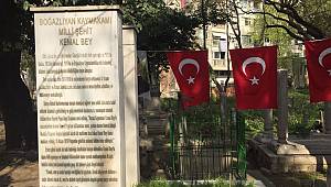 Milli şehit kaymakam Mehmet Kemal mezarı başında anıldı.
