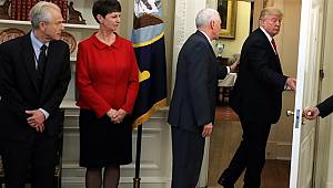 Trump imzalamadan odayı terk etti