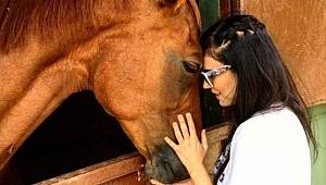 Ünlü oyuncu ölümden döndü!