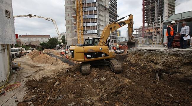 KARTAL BELEDİYESİ FEN İŞLERİ MÜDÜRLÜĞÜ ÇALIŞMALARINA DEVAM EDİYOR