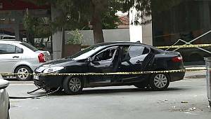Kartal'da otomobile kurşun yağmuru; 1 ağır yaralı