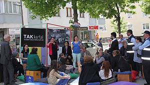 YAŞAYAN SOKAK ETKİNLİĞİ” İLE HER YAŞTAN MAHALLELİ FİKİRLERİNİ SUNDU