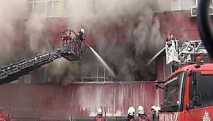 Bayrampaşa'da sanayi sitesinde yangın