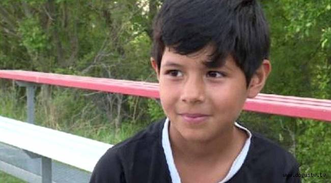 Genç Kız, Erkek Gibi Göründüğü Gerekçesiyle Turnuvadan Atıldı