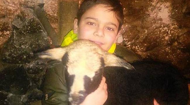 Her yerde aranan çocuk havalandırma boşluğunda ölü bulundu