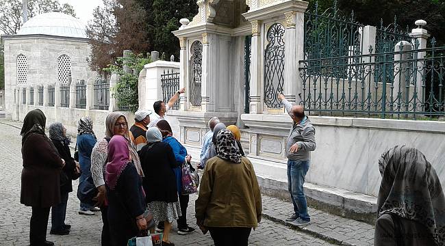 Maltepeliler Hırka-i Şerif’i ziyaret etti
