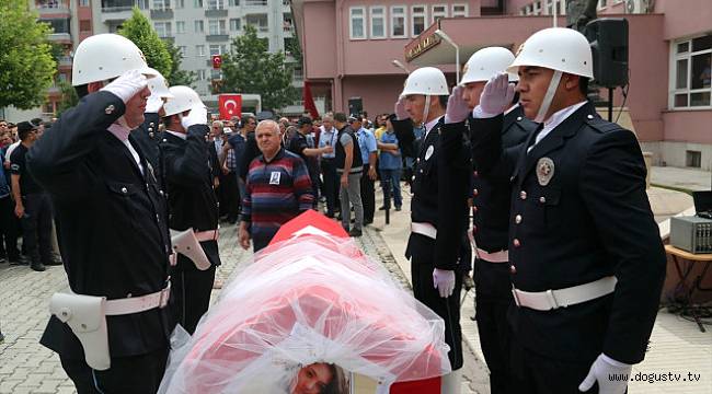 Şehit Öğretmen Aybüke, Gelin Duvağıyla Son Yolculuğuna Uğurlandı
