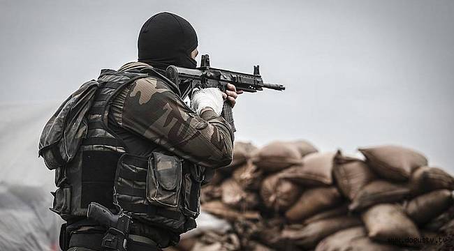 Van'da çatışma! 1 asker şehit oldu, 2 terörist öldürüldü