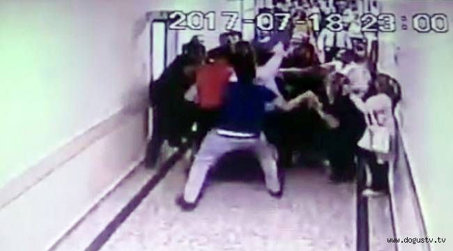 Acil serviste güvenlik görevlisine saldırı kamerada