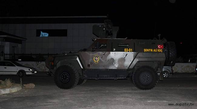 Bekarlığa veda partisini polis bastı!