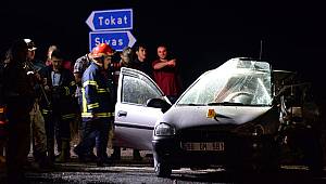 Eski belediye başkanı ve eşi trafik kazasında hayatını kaybetti