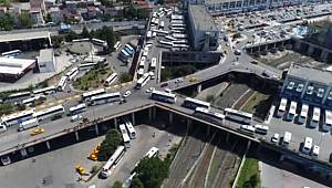 İstanbul otogarında uzun kuyruklar oluştu