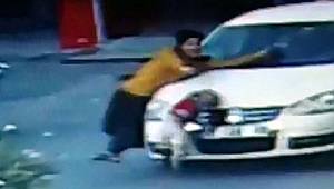 Oğlunu otomobilin altında kalmaktan kurtaramadı