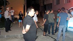 Elektrik Telleri Bomba Gibi Patladı Mahalleli Ölümden Döndü