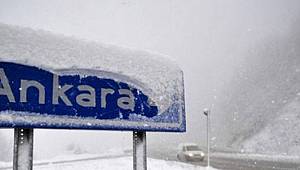 Ankara'ya ilk kar yağdı!
