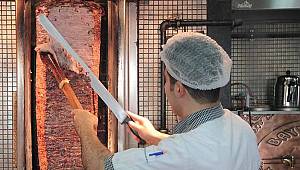 O belediyeye tabelada Arapça davası!