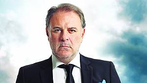 Sanatçı Burak Sergen annesini kaybetti