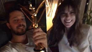 Murat Boz'dan 'En İyi Kadın Oyuncu' ödülünü alan sevgilisi Aslı Enver'e destek