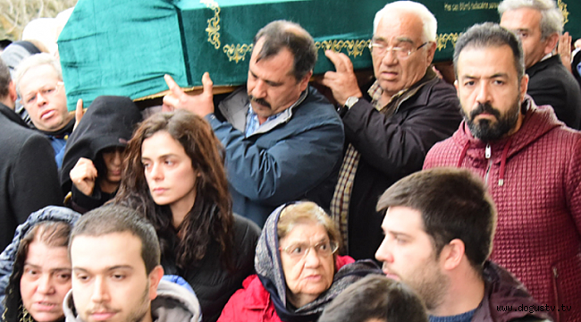 Özge Özpirinççi'nin acı günü