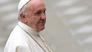 Papa: Şeytan gerçek bir kişi, adı ve soyadı olduğuna eminim