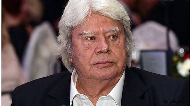 Cüneyt Arkın'dan Zeytin Dalı Harekatı'na destek: Ağlıyorum Mehmetçik ağlıyorum