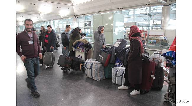 İran'da aşırı kar uçağı şaha kaldırdı