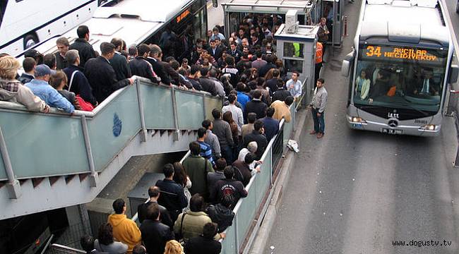 İşte 2017 yılında metrobüs kullanan yolcu sayısı